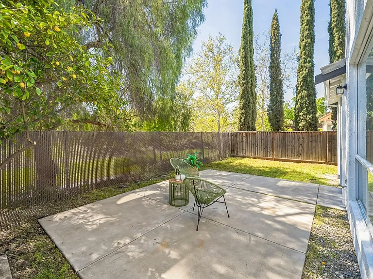 5324 Catanzaro Way — Photo 33