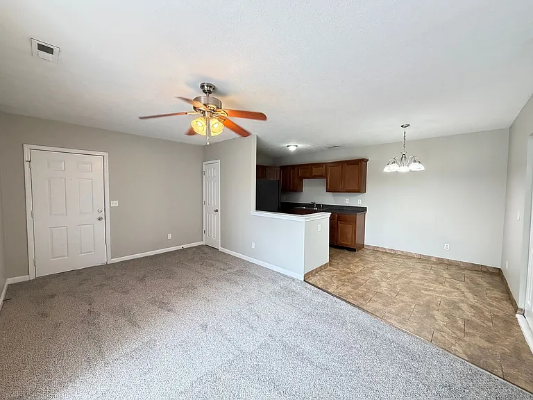 3600 Hillcross Drive — Photo 6