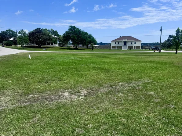 11066 N River Vue Cir, Biloxi, MS 39532