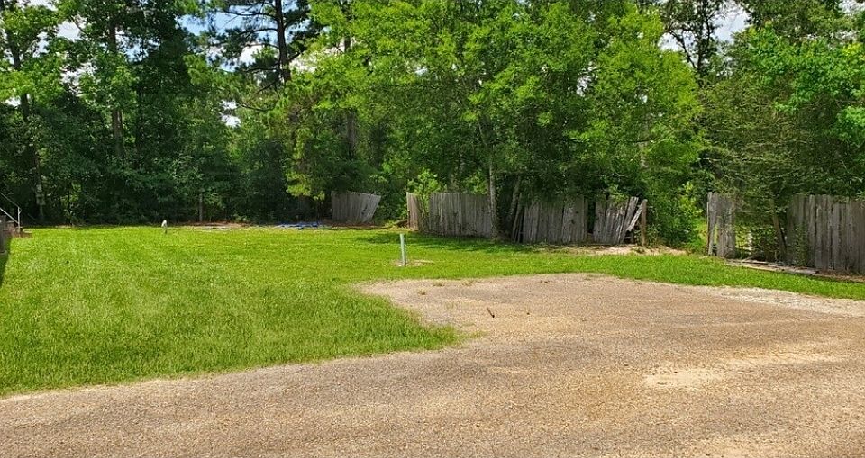 Lot picture with septic and electric hookup