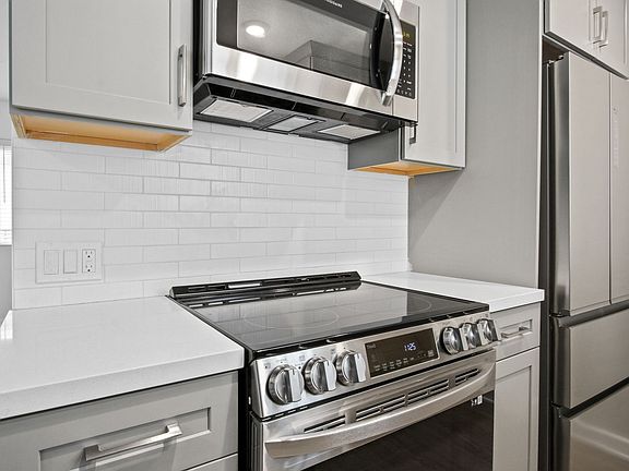 2nd image of 117 Strand St APT 4