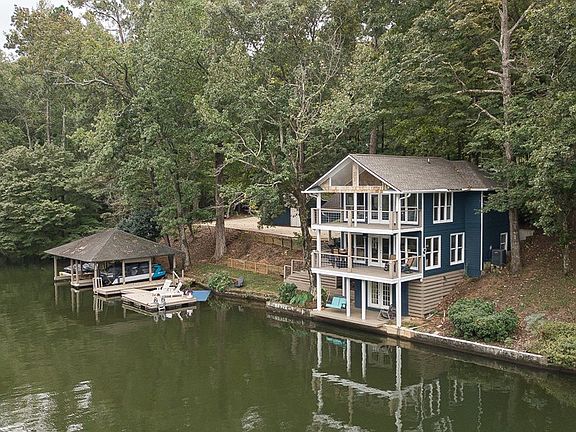 2nd image of 136 Copeland Dr
