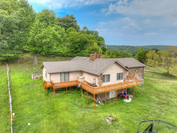 381 Shaddox Lane, Pineville, MO 64856