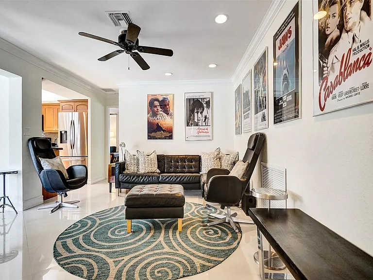 2051 Coral Reef Dr — Photo 16