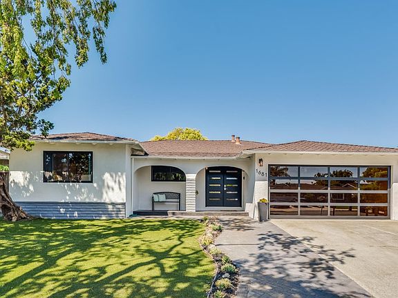 3rd image of 1681 Elwood Dr