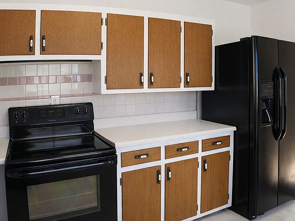 5th image of 3126 Larkspur Dr