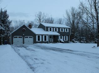 1851 Farm Pond Rd, Baldwinsville, NY 13027