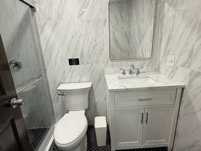 56 Janet Cir #7 — Photo 17