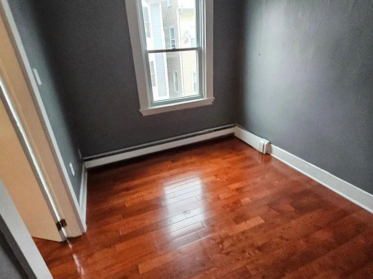 23 Woodward St #2 — Photo 9