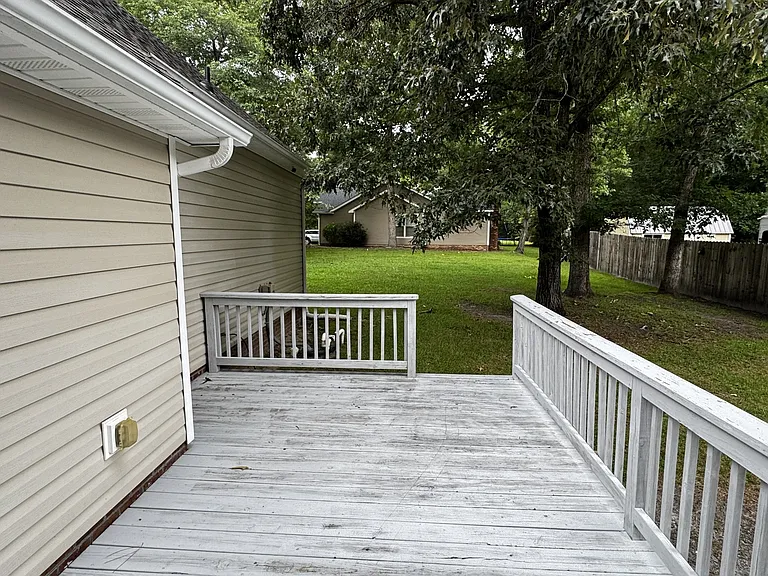 441 Candlewood Dr — Photo 22