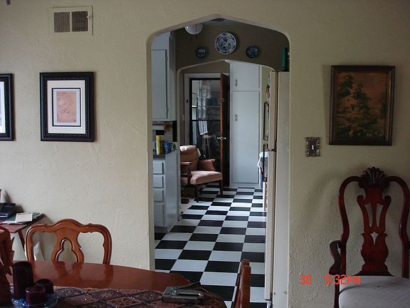 To Kitchen