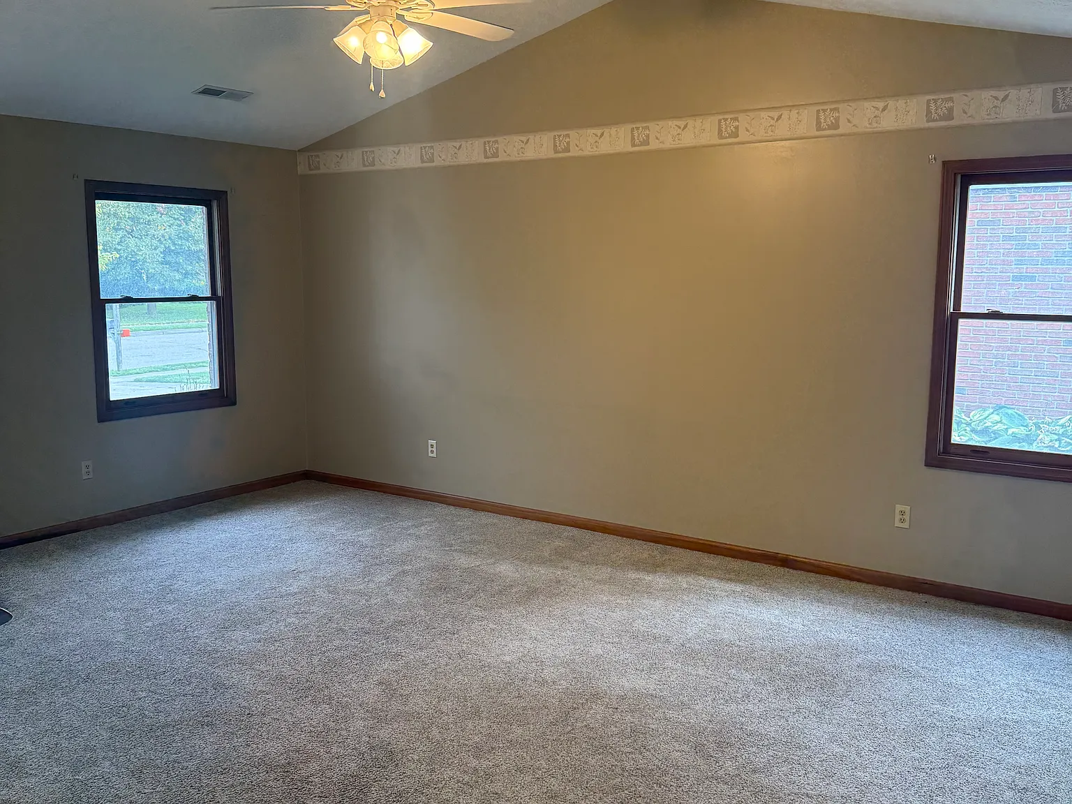 3 bed, 1224 sqft, $1,250 — Photo 3