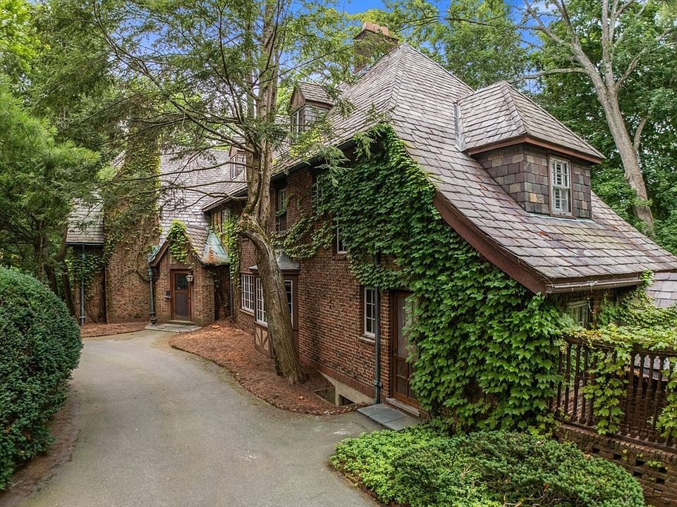 25 Hillside Rd, Wellesley, MA 02481 | Zillow