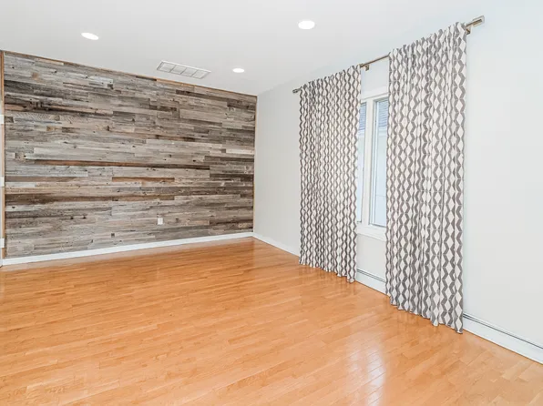 1764 East 17th Street image 29 of 45