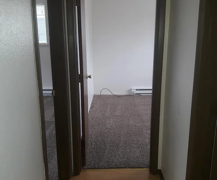 704 Norman Avenue Northeastunit #3 — Photo 8