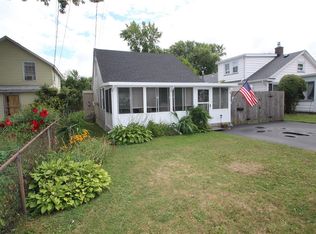 14 E Manitou Rd, Rochester, NY 14612