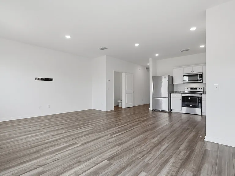 14755 Maple Ter — Photo 12