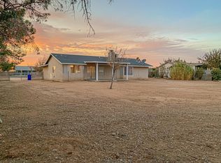 21043 Nandina St, Apple Valley, CA 92308