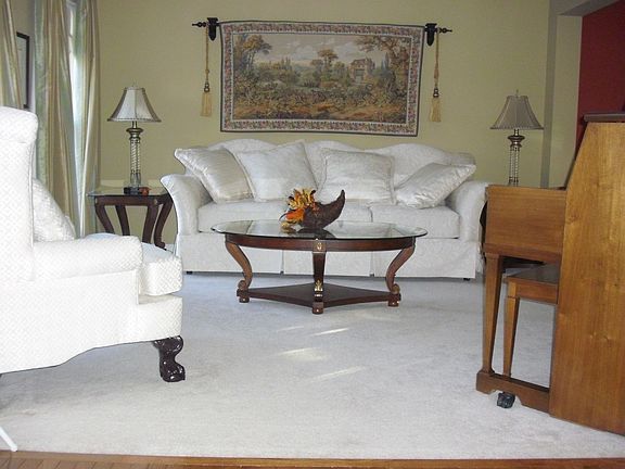 5th image of 9240 Weathersfield Dr