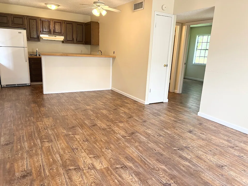 618 Church St #5