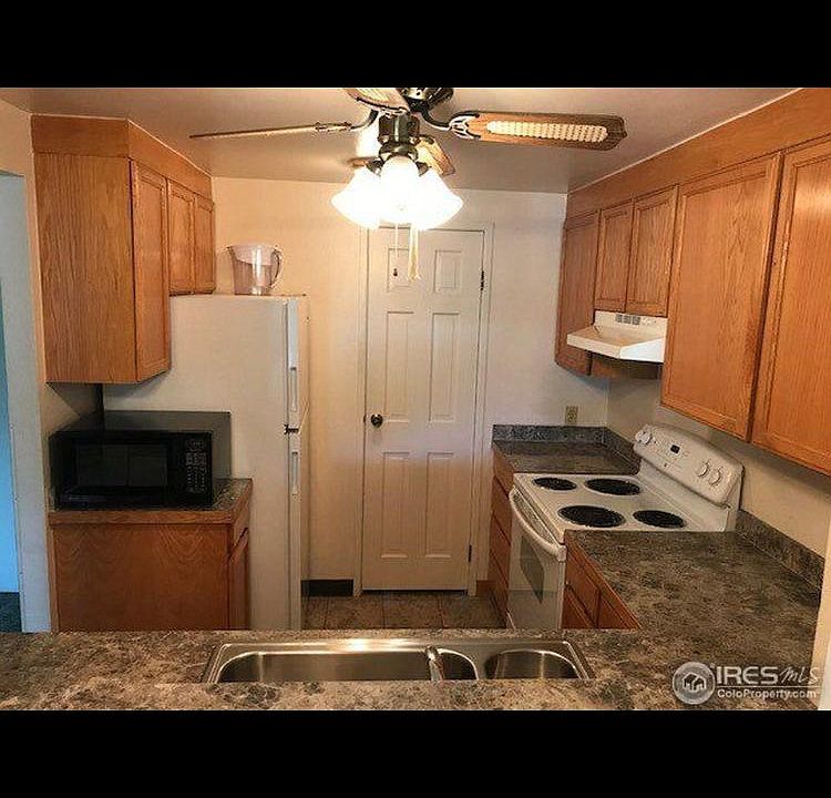 Kitchen very similar to this (stock photo)