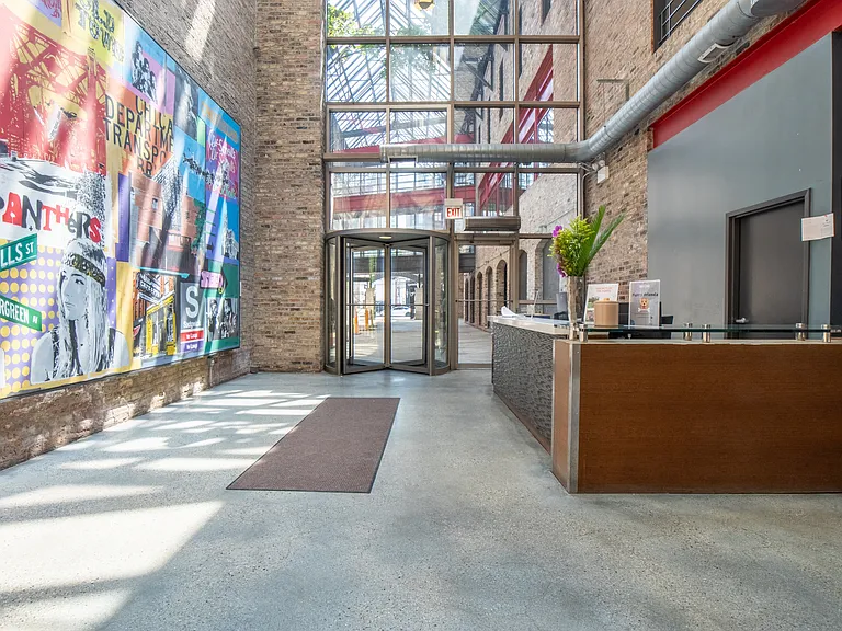 Cobbler Square Lofts — Photo 14