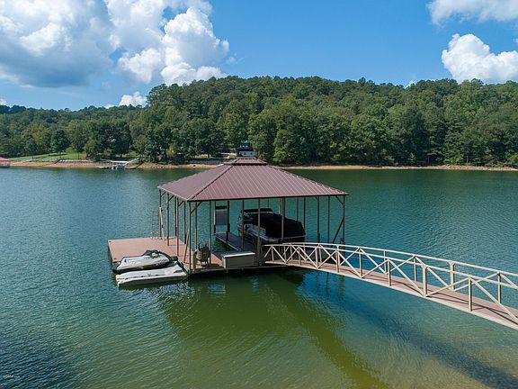 Image 2: Dock