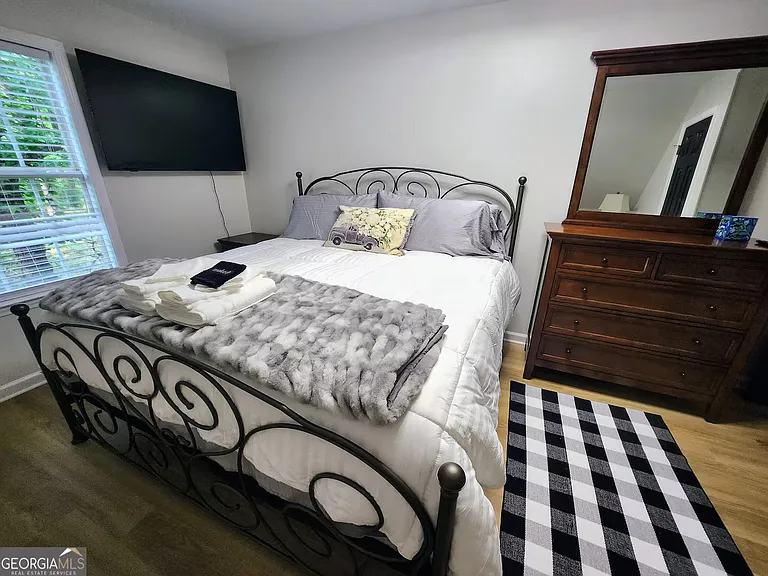 6765 Virlyn B Smith Rd — Photo 33