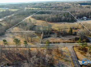 701 George Wallace Dr SW, Rainsville, AL 35986