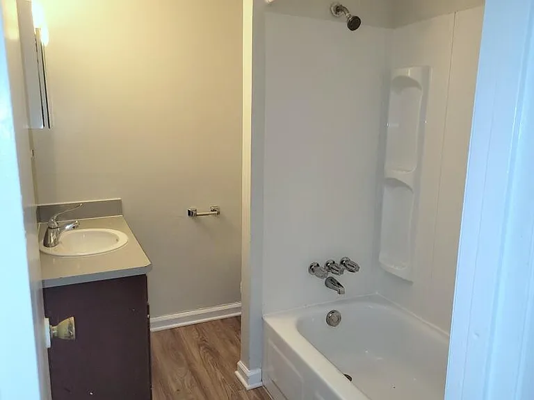 916 Pyrtle Dr #C — Photo 11