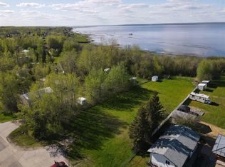 7 Peace River Ave, Big Lakes County, AB T0G1J0