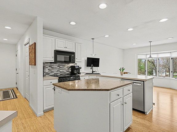 5th image of 17871 N Fruitport Rd
