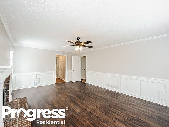 5th image of 4849 Willow Creek Dr