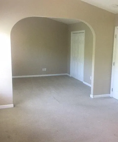 2928 Woodland Park Dr — Photo 16