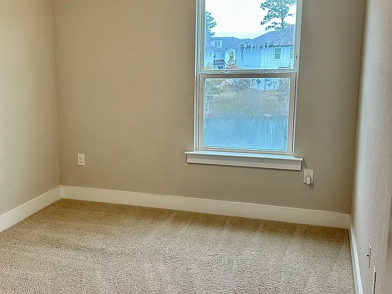 26897 Spyglass Dr — Photo 16