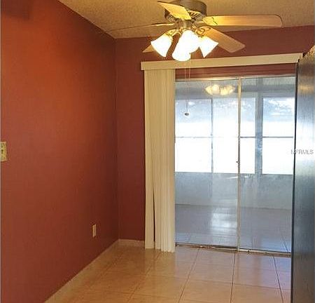 4th image of 104 Poinsettia Dr