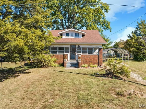 2807 Gerson Ave, Godfrey, IL 62035