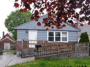 11 Booth St, Hempstead, NY 11550