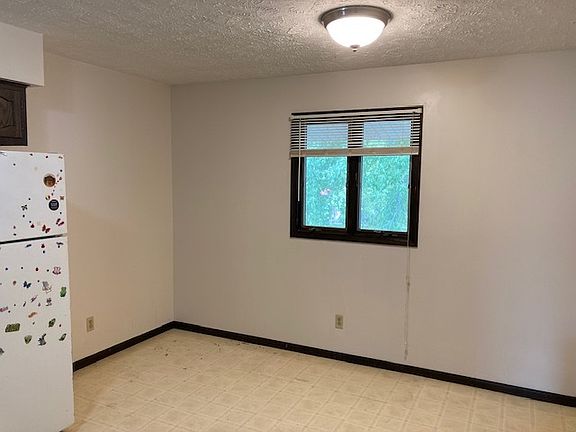 5th image of 1802 W 38th St #17285911