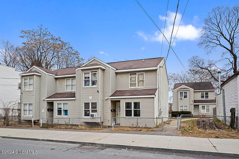 2nd image of 297-301 3rd Street