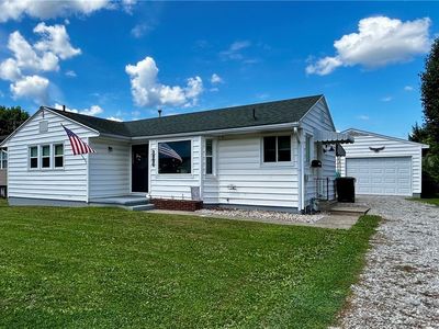 811 Leonard Ave, Belpre, OH, 45714