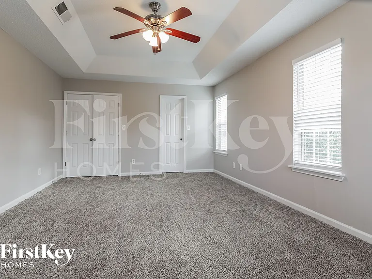 3217 Ivy Lake Ct — Photo 10
