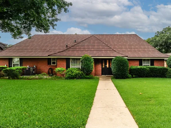 3620 Lake Pontchartrain Dr, Arlington, TX 76016