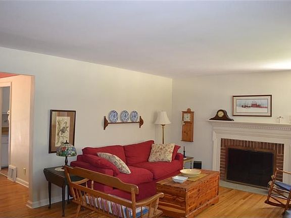 5th image of 318 Shadowlawn Ave
