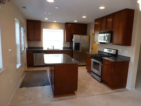 3rd image of 8632 229th Dr NE