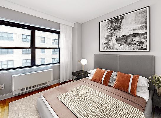 4th image of 301 E 47th St APT 8C
