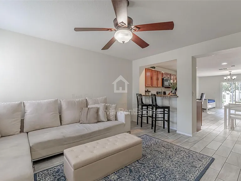5095 Dominica Dr — Photo 3