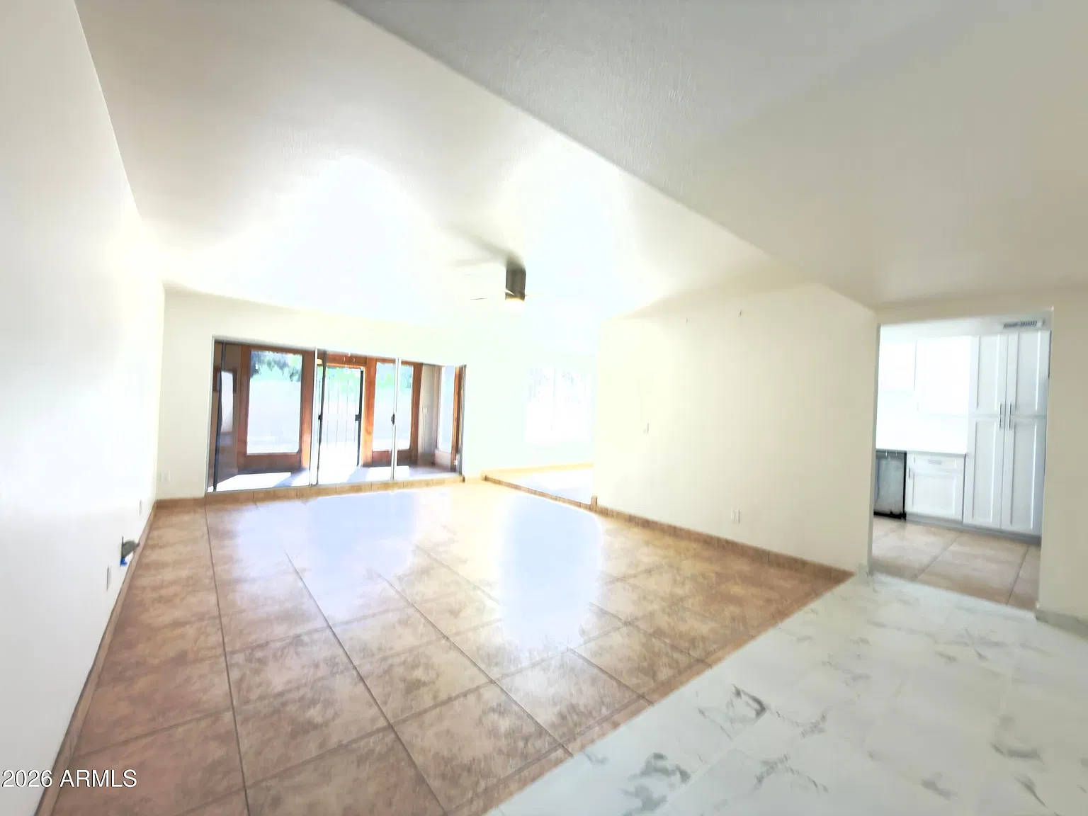 2 bed, $2,600 — Photo 4