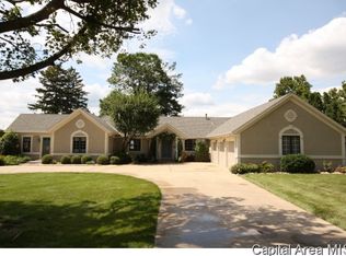 1007 E Lake Shore Dr, Springfield, IL 62712