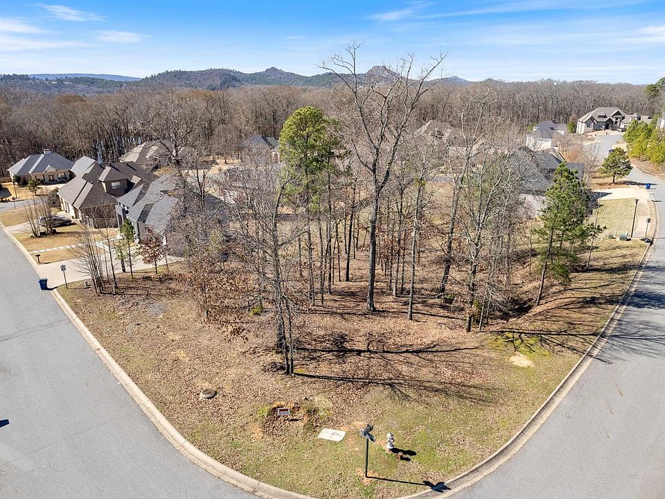 1st image of 102 Arapaho Dr